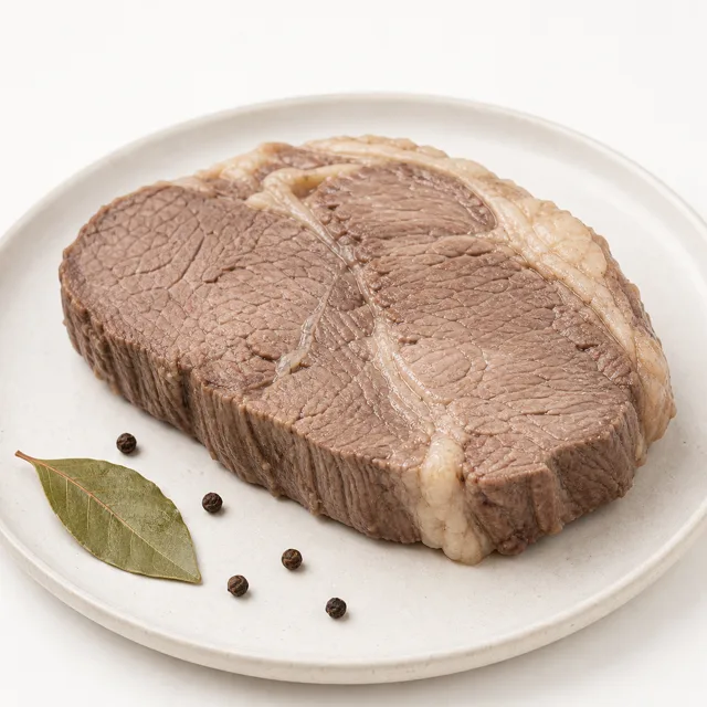Manzo, per bollito, misto, bollito (senza aggiunta di grassi o sale)