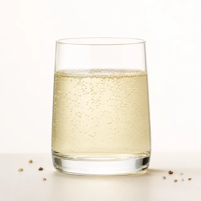 Wine white, spritzer, sour