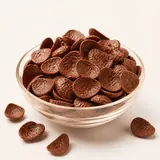 Cereal flakes from wholemeal wheat and rice with chocolate