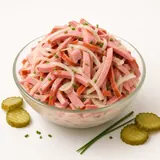 Salade de cervelas, préparée